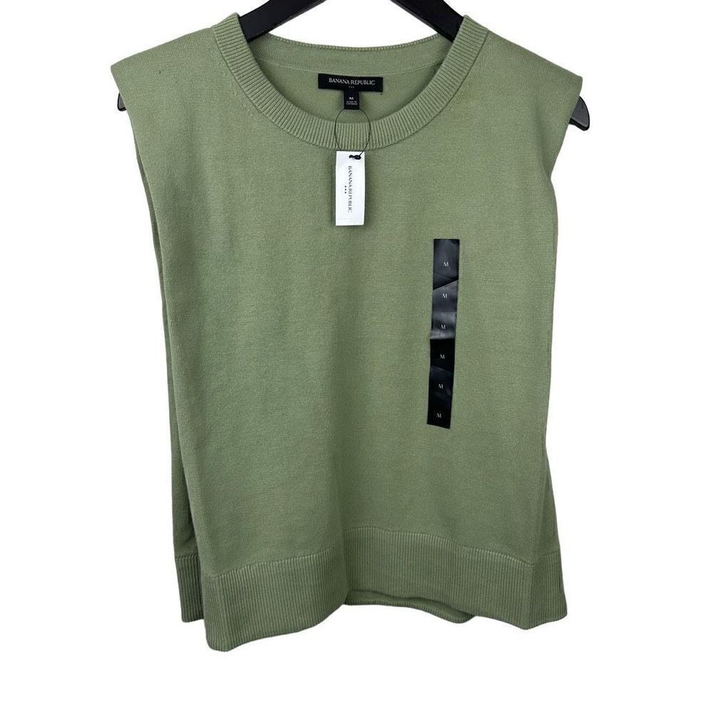 NWT Banana Republic sleeveless sweater vest size M